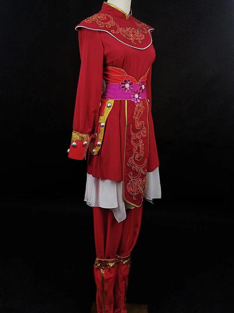 Crimson Warrior Stage Ensemble — photograph 5